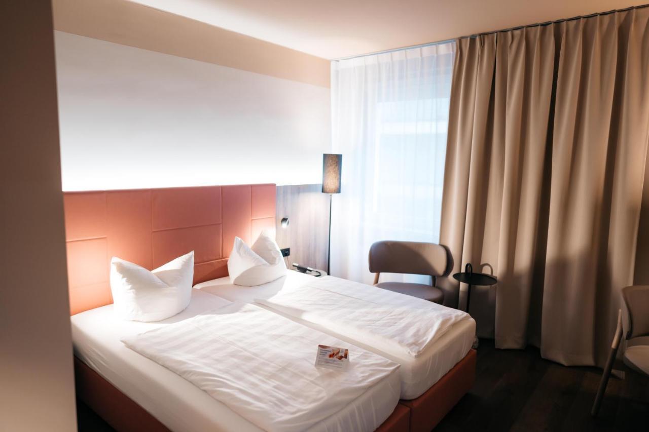 City Park Hotel Frankfurt  Ngoại thất bức ảnh