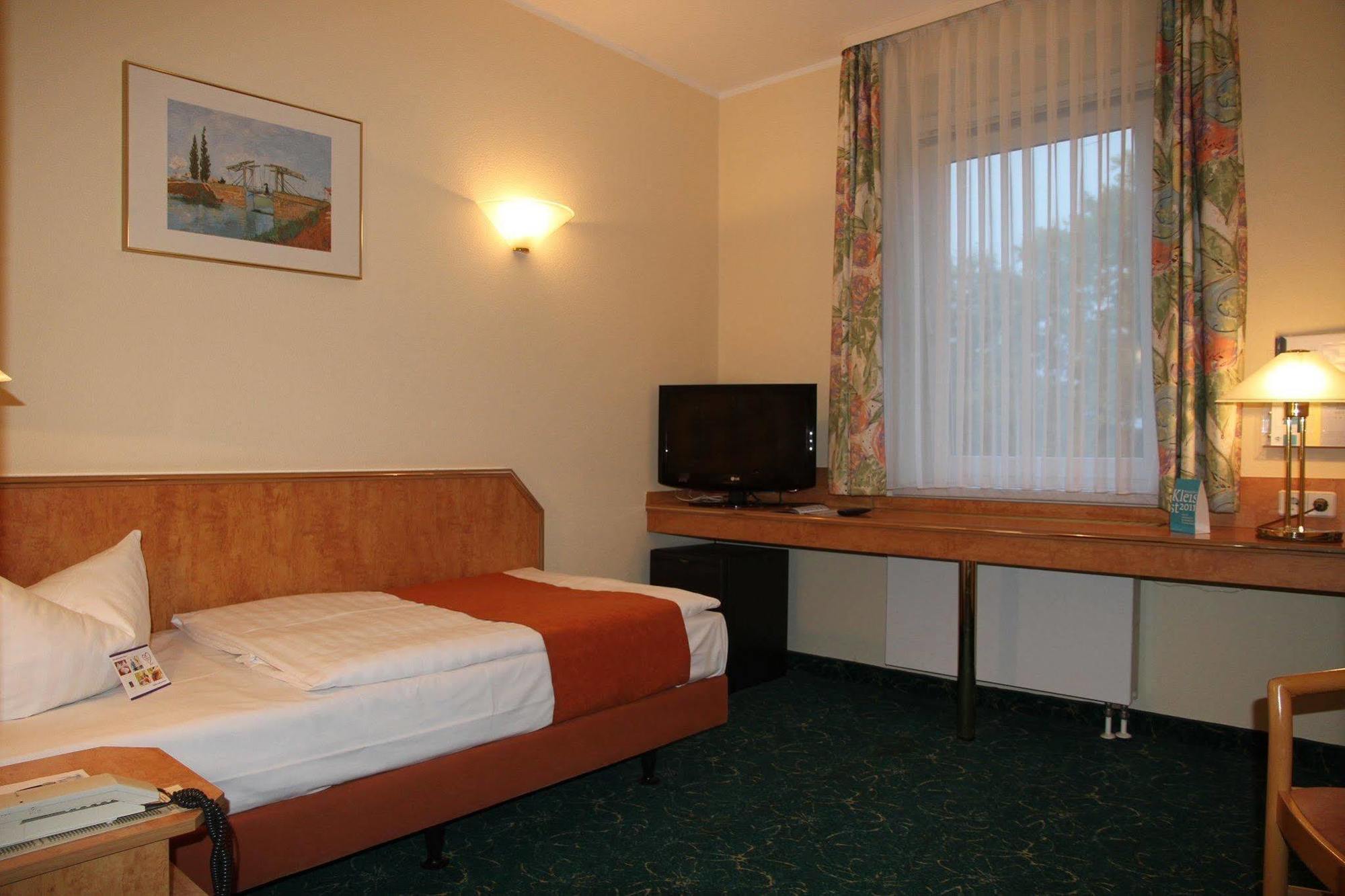 City Park Hotel Frankfurt  Ngoại thất bức ảnh